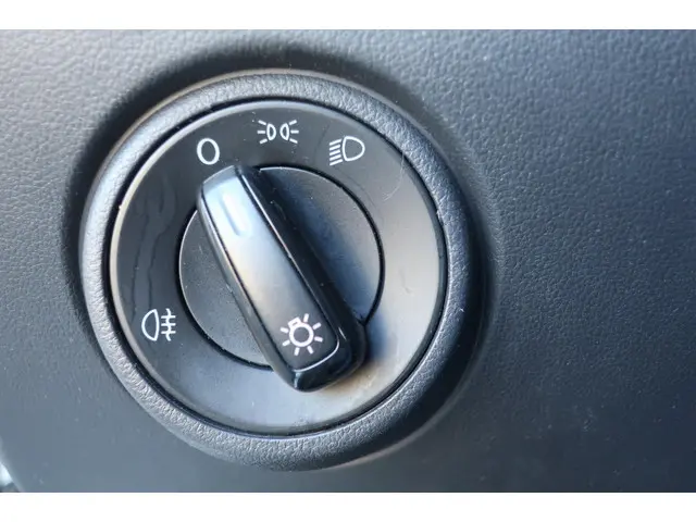 SEAT Mii 1.0 Style AIRCO_NAVI_LMV_DOH_NAP. 2013 Benzine 20