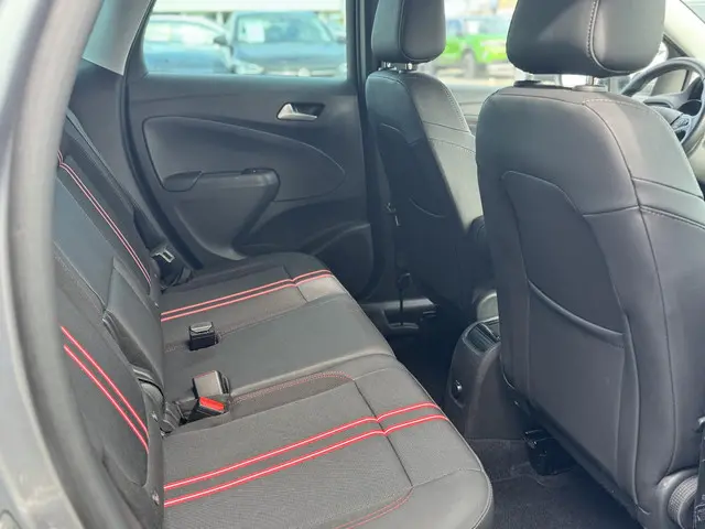 Opel Crossland 1.2 Turbo GS Line AUT 2023 Benzine 13