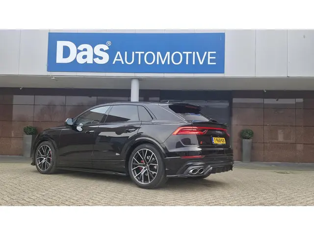 Audi SQ8 2