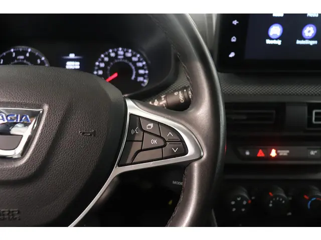 Dacia Jogger 1.0 TCe Comfort 7p. 2022 Benzine 22