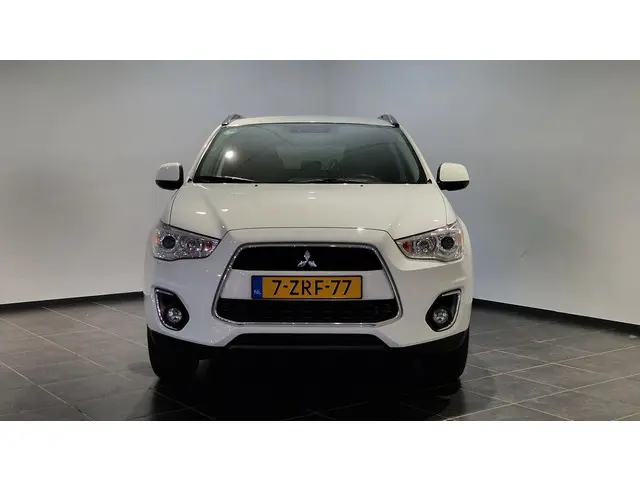 Mitsubishi ASX 2