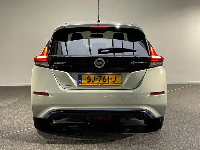 Nissan Leaf 2.ZERO EDITION 40 kWh 2018 Elektrisch 17