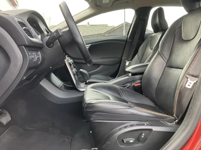 Volvo V40 Cross Country 1.5 T3 Summum 2016 Benzine 20