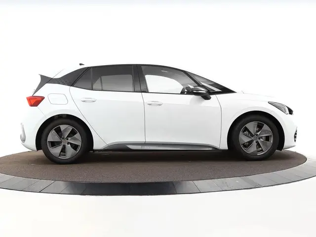 CUPRA Born Business 62 kWh 2024 Elektrisch 21