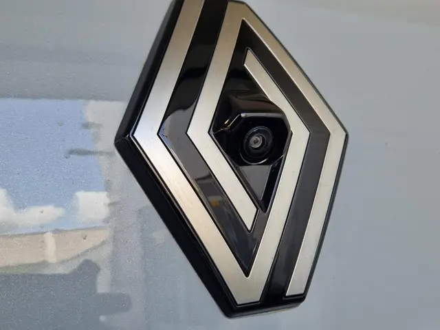 Renault Clio 1.0 TCe 90 GPF techno 2024 Benzine 24