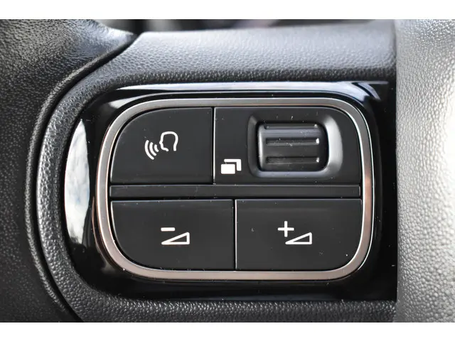 Citroën C3 PureTech 110 S&S Shine 2018 Benzine 18