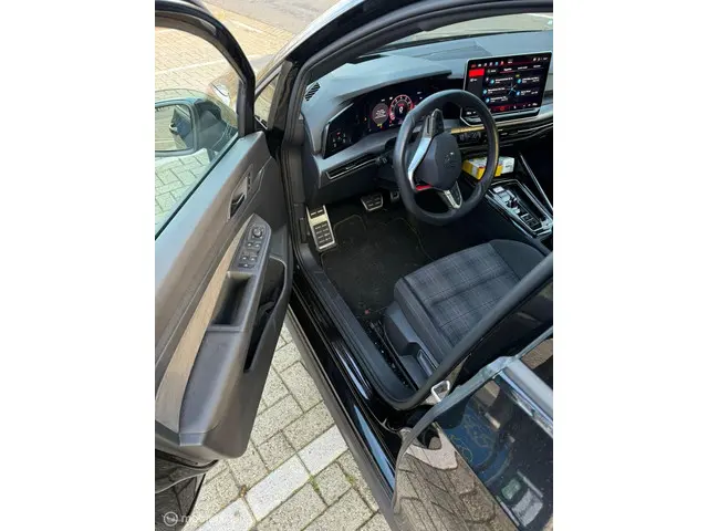 Volkswagen Golf 2.0 TSI GTI 2024 Benzine 9