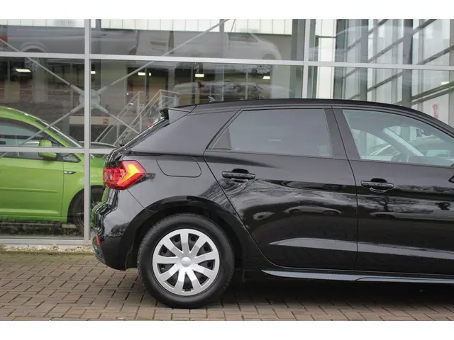Audi A1 Sportback 25 TFSI Adv. ed. 2023 Benzine 5