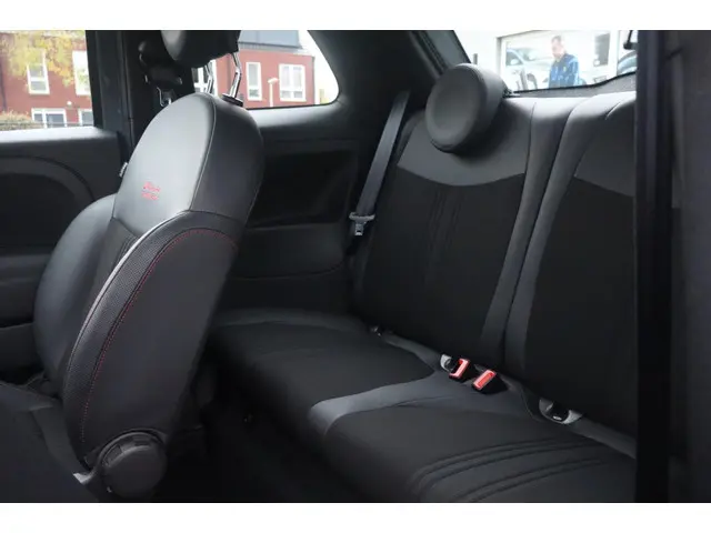 Fiat 500 1.0 Hybrid Sport 2021 Hybride Benzine 19