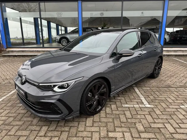 Volkswagen Golf 1.5 eTSI R-Line 2022 Benzine 11