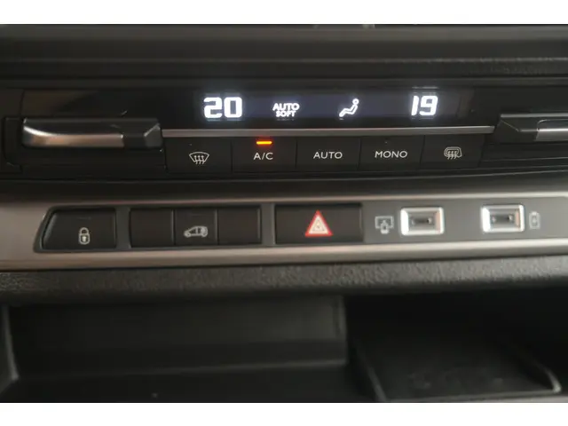 Citroën Jumpy M L2 2.0 BlueHDi 2024 Diesel 36