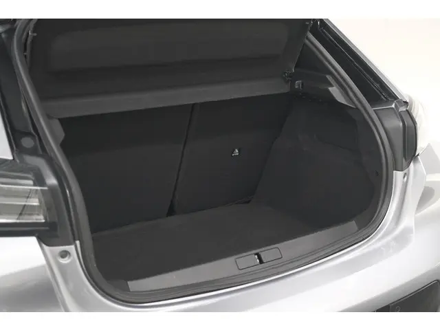 Peugeot 208 Hybrid 136 e-DCS6 GT 2024 Hybride Benzine 66