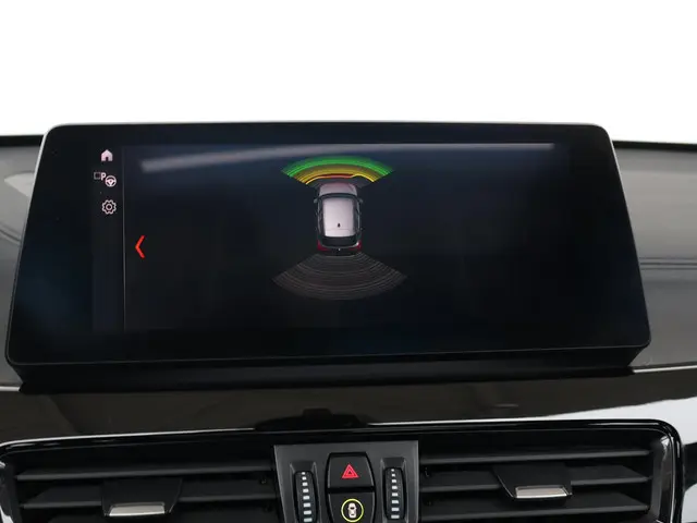 BMW X1 sDrive20i High Executive Edition 2021 Benzine 39