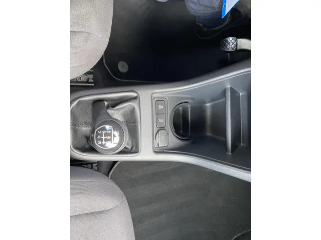 Volkswagen up! 1.0 BMT move up! 2020 Benzine 12