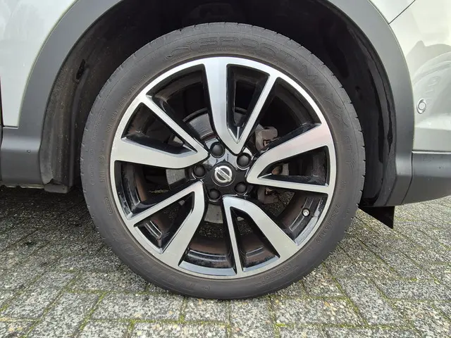 Nissan QASHQAI 1.2 Tekna 2015 Benzine 29