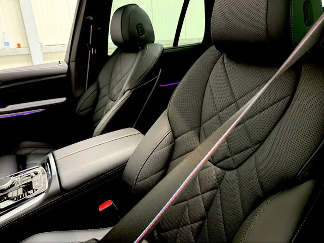 BMW X5 xDrive50e M-Sport Pro 2025 Hybride Benzine 12