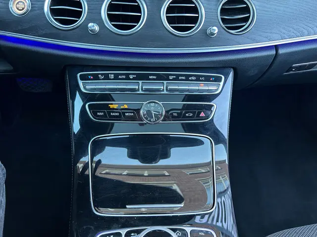 Mercedes-Benz E-Klasse 350 d AMG 2017 Diesel 21