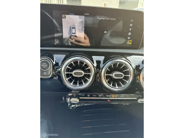 Mercedes-Benz CLA 200 Premium Plus 2020 Benzine 22