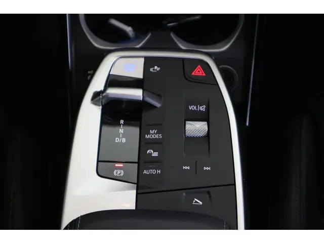 BMW iX1 xDrive30 2024 Elektrisch 16