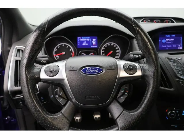 Ford Focus 2.0 EcoBoost ST-2 2012 Benzine 27