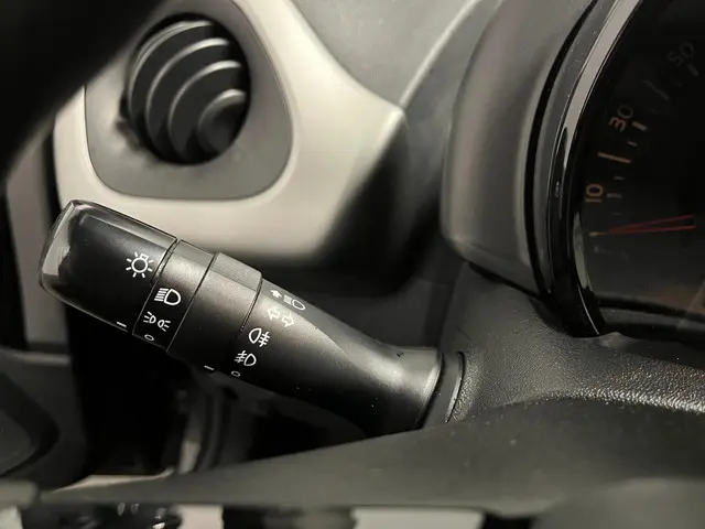 Peugeot 108 1.0 e-VTi Active AIRCO! 2017 Benzine 14