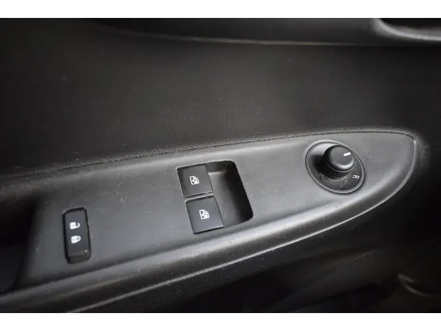 Opel KARL 1.0 ecoFLEX Edition airco 2015 Benzine 14