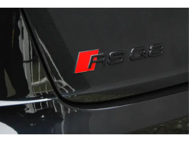 Audi RSQ8 4.0 TFSI Quattro 2020 Hybride Benzine 38