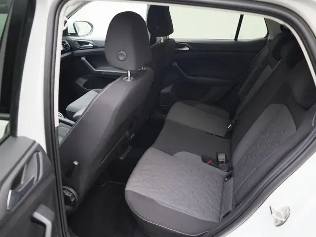 Volkswagen T-Cross 1.0TSI/95PK Life 2024 Benzine 19