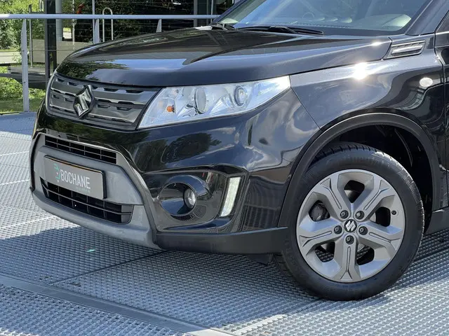 Suzuki Vitara 1.6 Exclusive 2016 Benzine 26