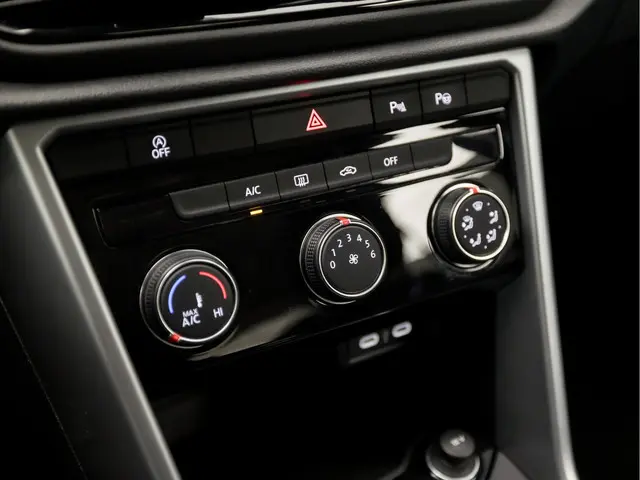 Volkswagen T-Roc 1.5 TSI Life Sport 2023 Benzine 9