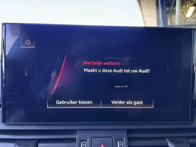 Audi Q5 40 TFSI S edition 2023 Hybride Benzine 30