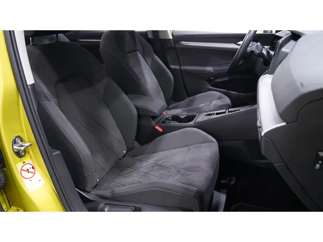 Volkswagen Golf 1.5 eTSI Life Business 2023 Benzine 46