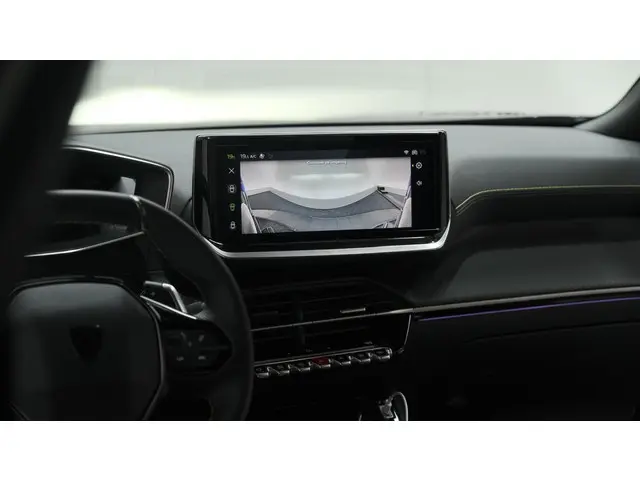 Peugeot 2008 PureTech 130 EAT8 GT 2024 Benzine 64