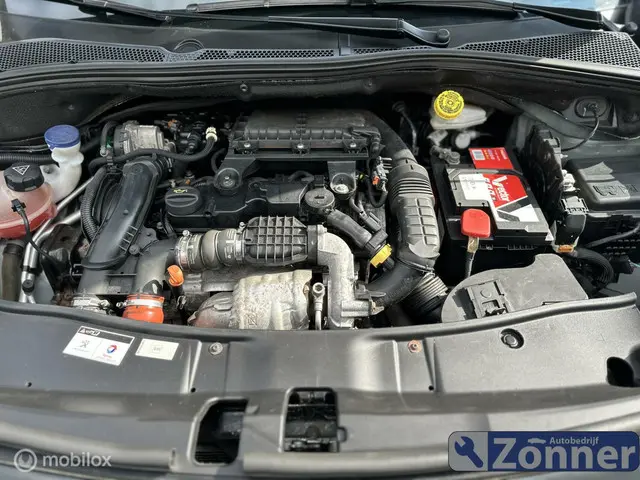 Peugeot 2008 1.6 BlueHDi 2016 Diesel 18