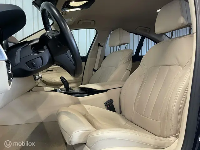 BMW 5 Serie 540i High Executive Edition 2019 Benzine 10