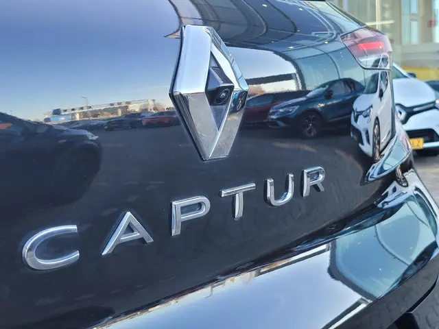 Renault Captur 1.3 TCe 140 Initiale Paris 2022 Benzine 28