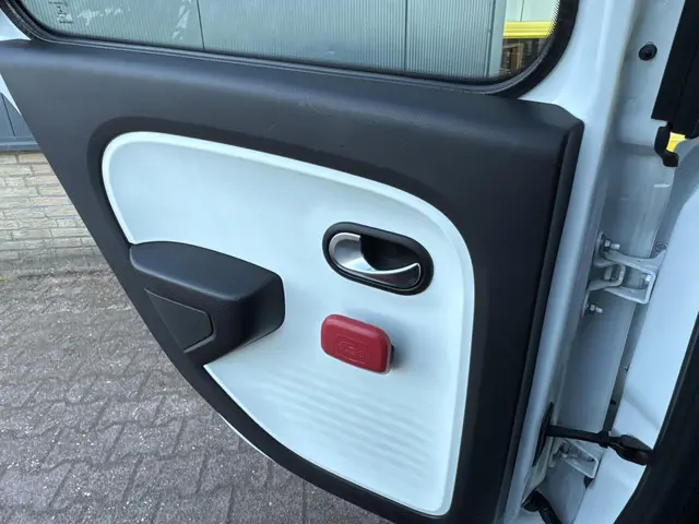 Renault Twingo 1.0 SCe Expression 2015 Benzine 21
