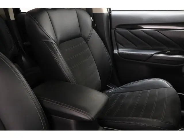 Mitsubishi Outlander 2.4 PHEV Pure 2019 Hybride Benzine 7