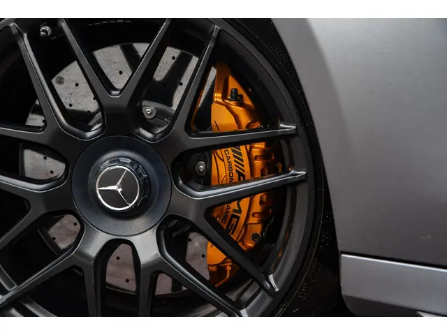 Mercedes-Benz E-Klasse AMG 63 S 4MATIC+ 2017 Benzine 38