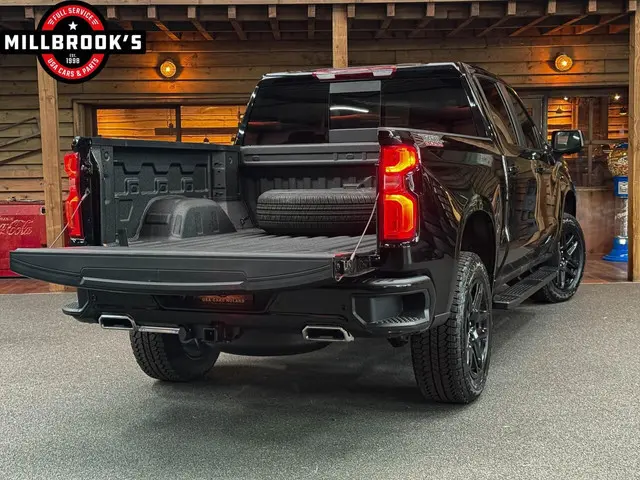 GMC Sierra Chevrolet Z71 Trailboss, 2024 Benzine 10