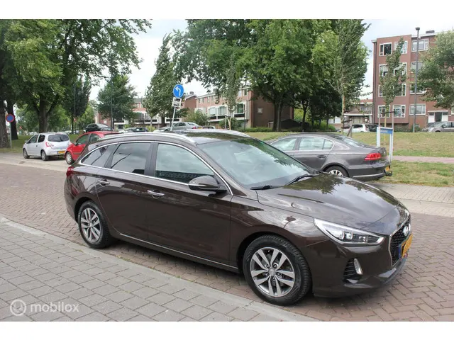 Hyundai i30 Wagon 1.4 T-GDI Premium 2018 Benzine 3