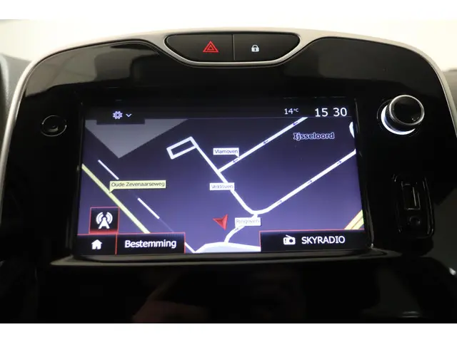 Renault Clio Estate 0.9 TCe Limited 2016 Benzine 11