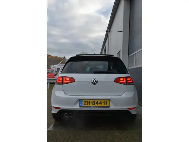 Volkswagen Golf 1.4 TSI Highline R-line 2014 Benzine 4