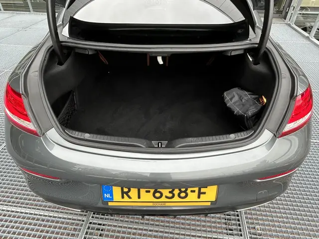 Mercedes-Benz C-Klasse Coupé 180 Ambition 2018 Benzine 10