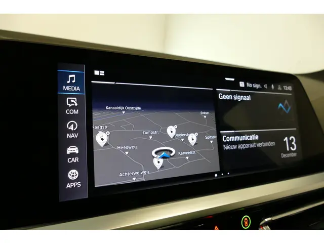 BMW 3 Serie 330e xDrive M Sport 2021 Hybride Benzine 10