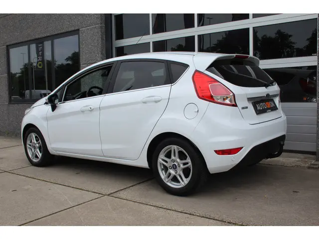Ford Fiesta 1.0 EcoBoost 126 Pk Titanium 2014 Benzine 6