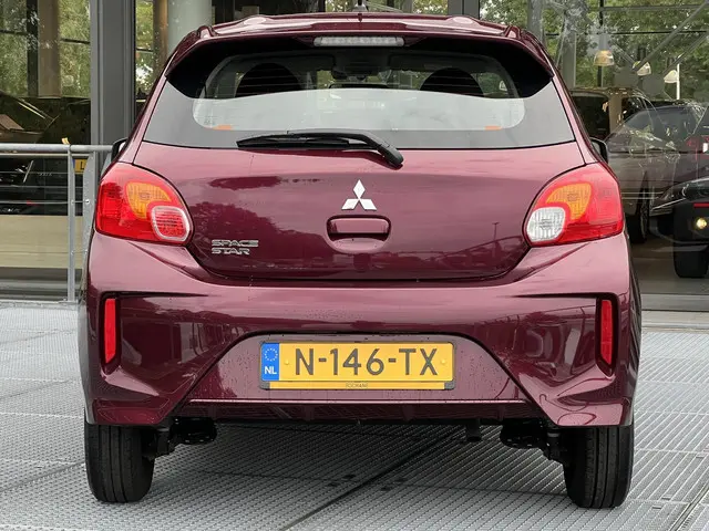 Mitsubishi Space Star 1.2 Cool+ 2022 Benzine 17