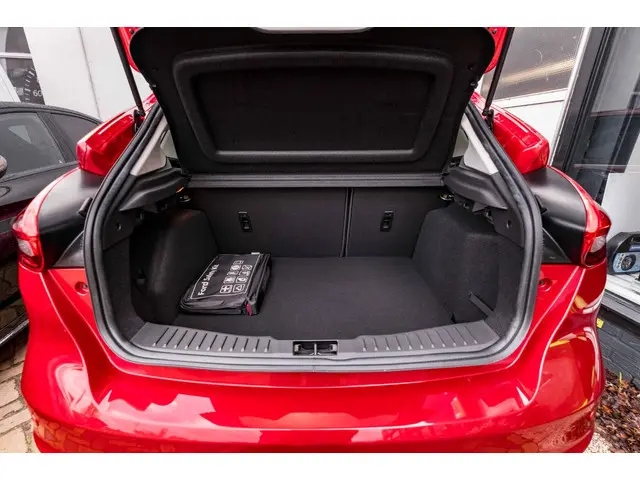 Ford Focus 1.5 Titanium|Navi|Cruise|Pdc 2017 Benzine 12