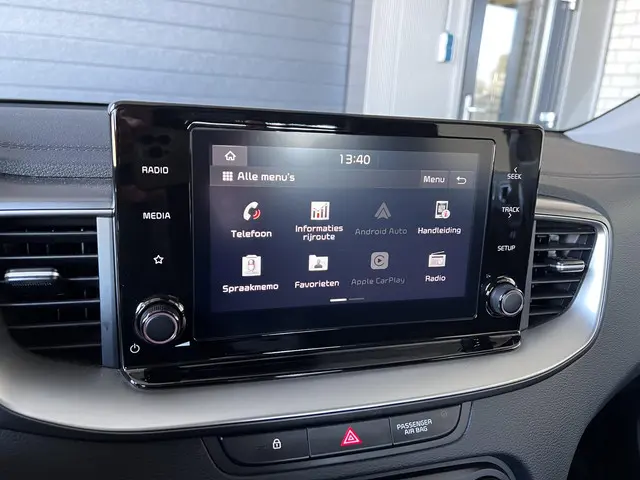 Kia XCeed 1.5 T-GDI DynamicLine 2022 Benzine 18