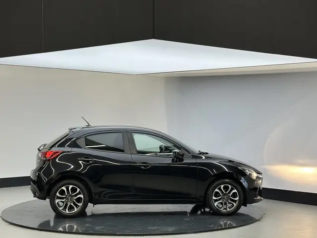 Mazda 2 1.5 Skyactiv-G GT-M Line 2016 Benzine 11